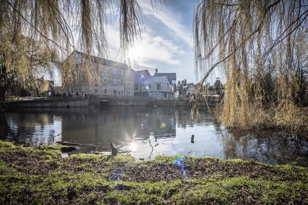 Luxurious City Centre Apartment With Balcony Cambridge  Esterno foto